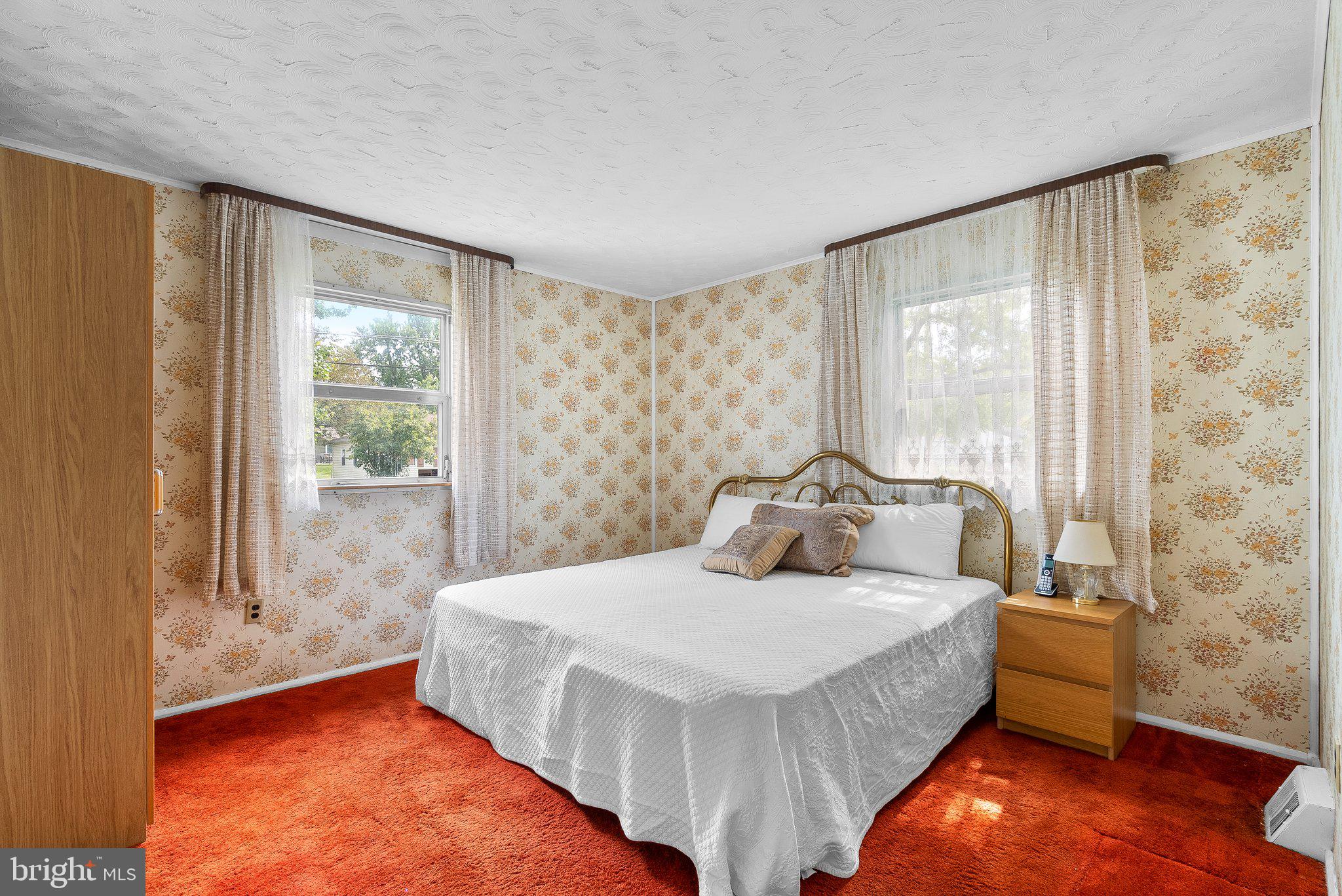 NORTH FORESTVILLE - Residential