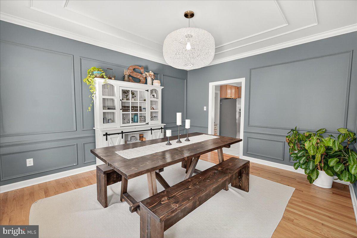 WINDSOR KNOLLS - Residential