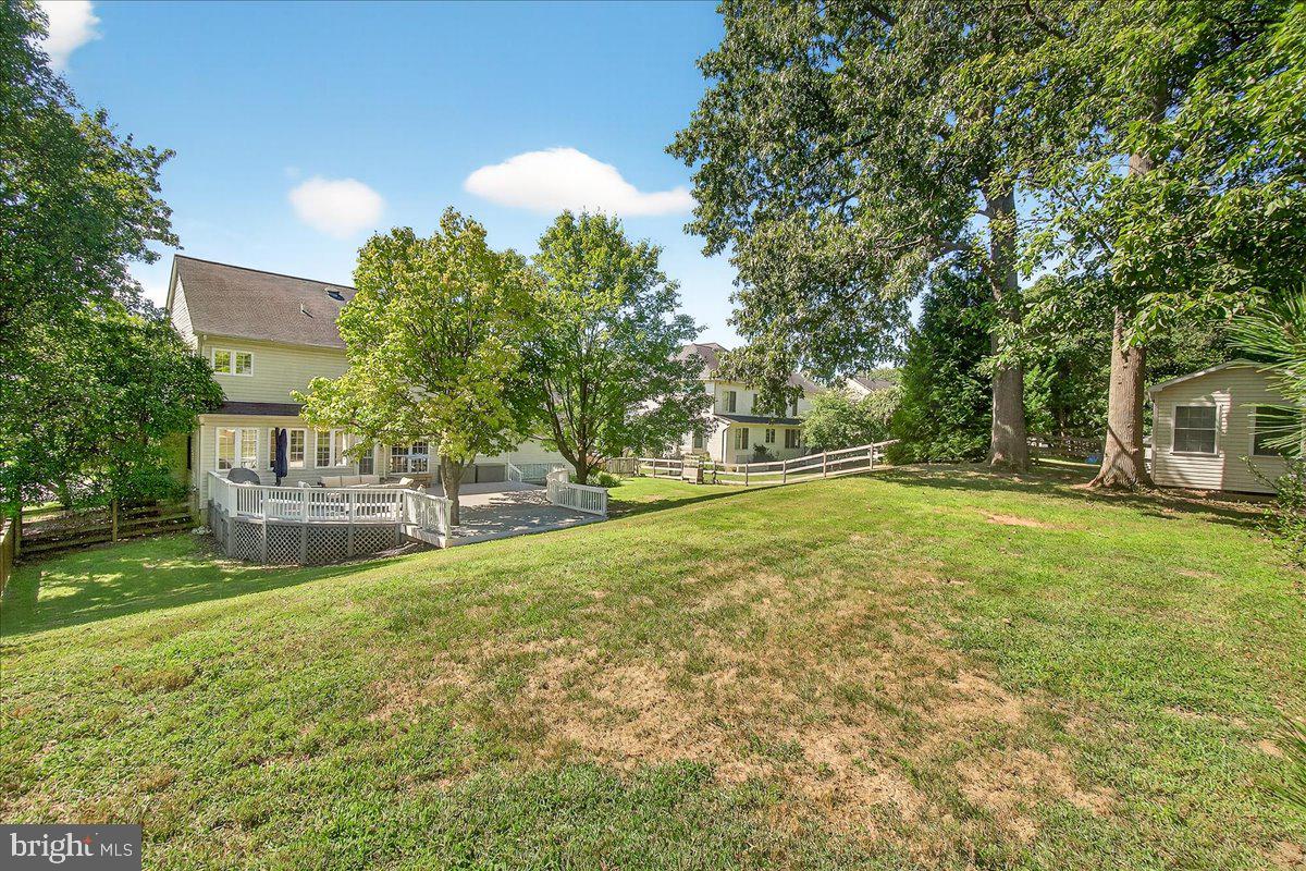 WINDSOR KNOLLS - Residential