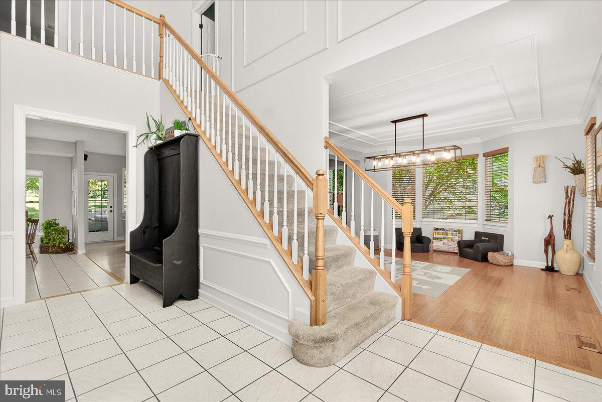 WINDSOR KNOLLS - Residential