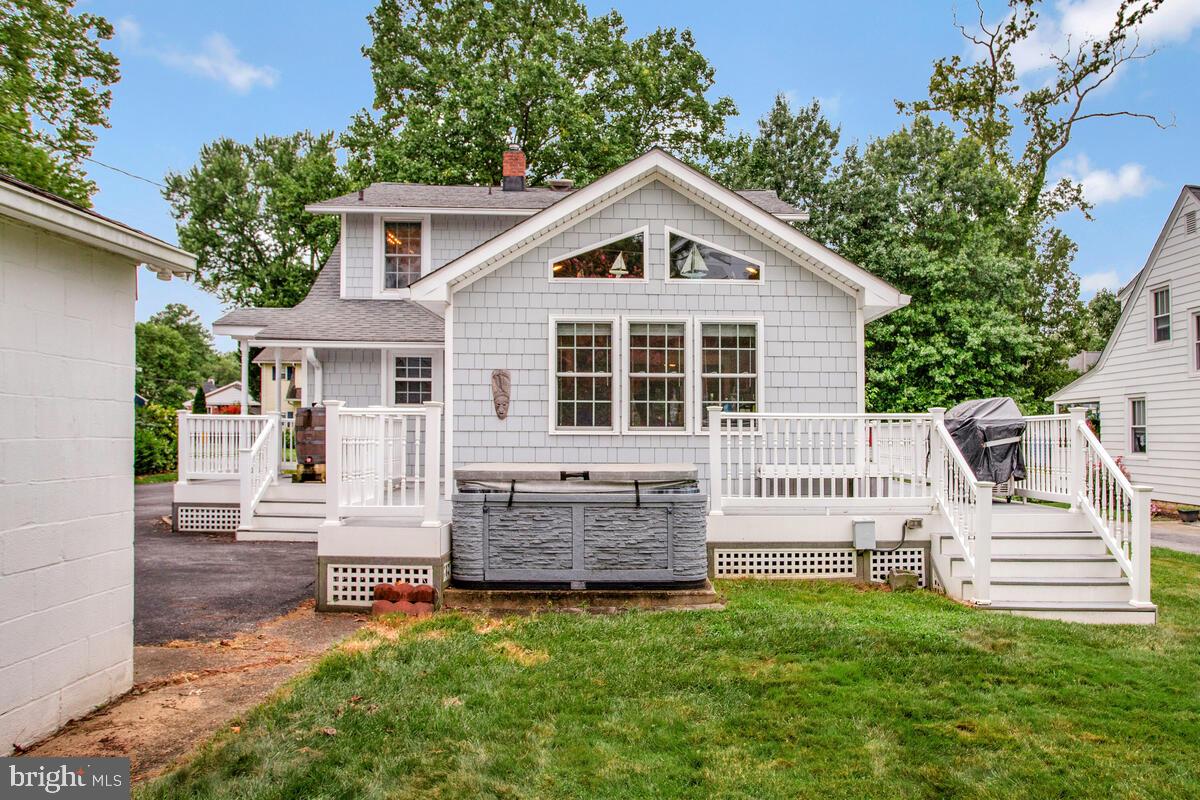 EAST LINTHICUM HEIGHTS - Residential