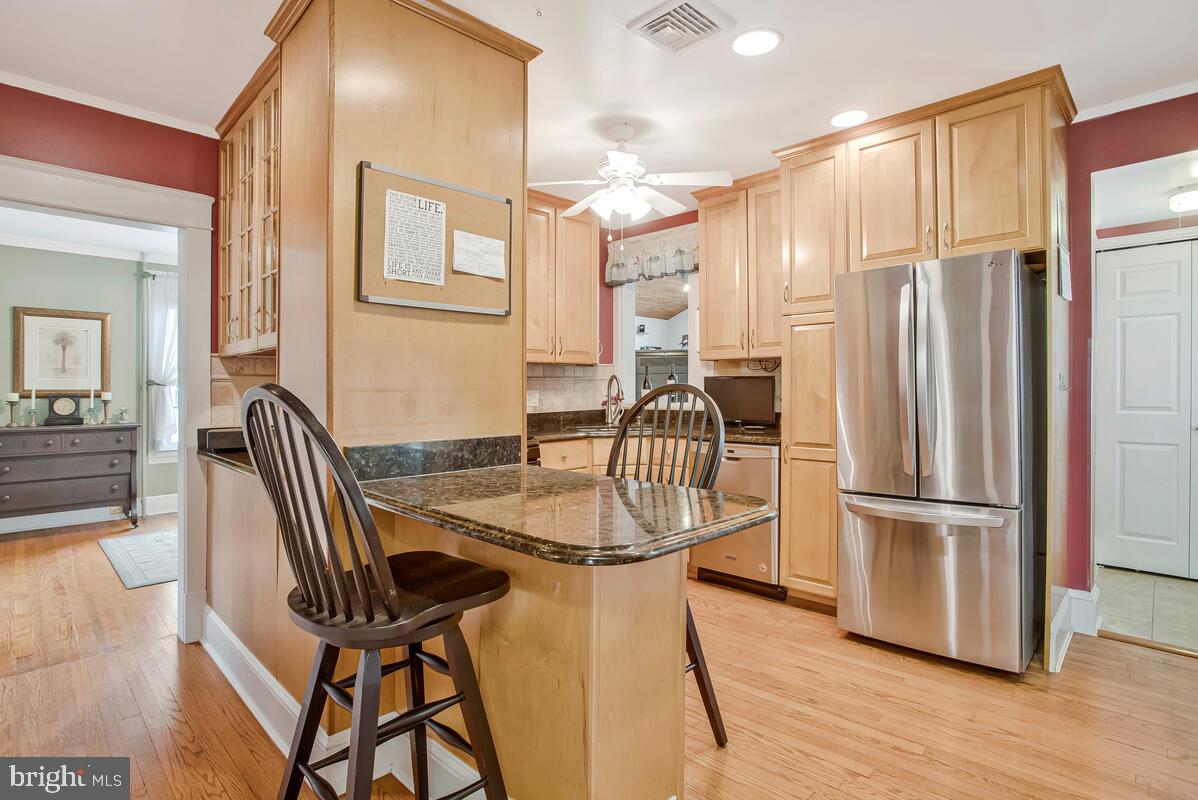 EAST LINTHICUM HEIGHTS - Residential