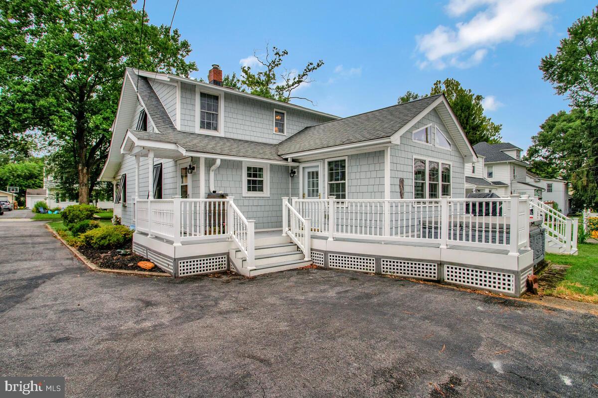 EAST LINTHICUM HEIGHTS - Residential