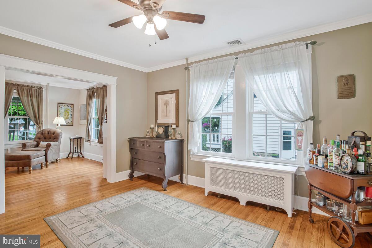 EAST LINTHICUM HEIGHTS - Residential