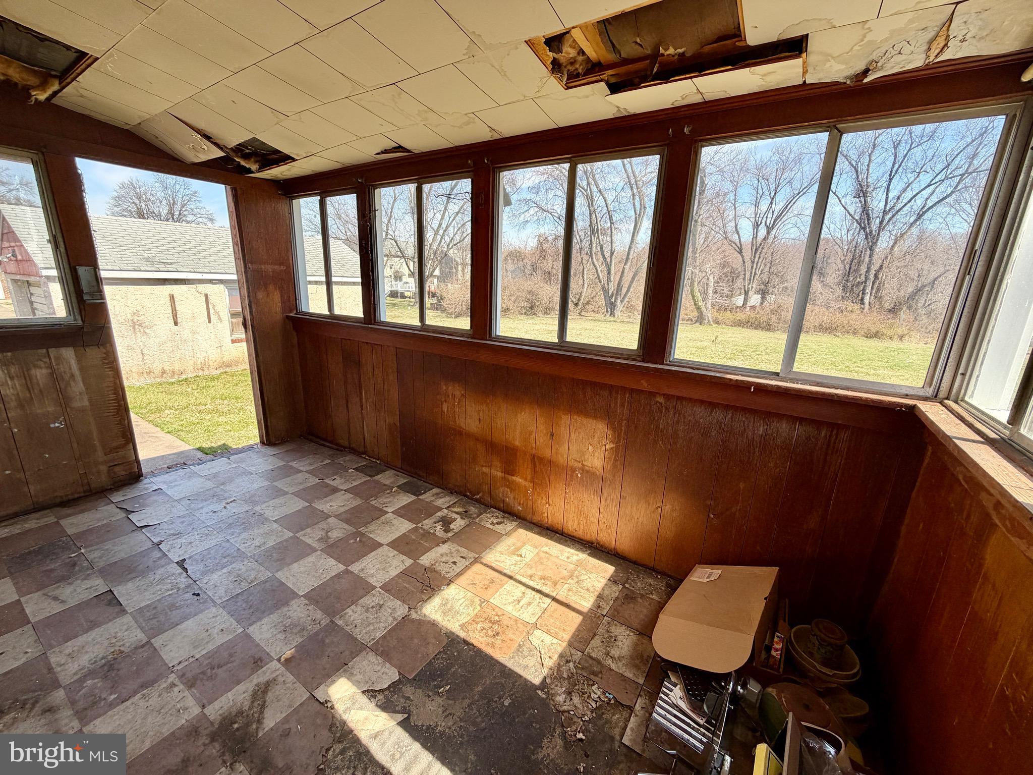 ROSEDALE - Residential