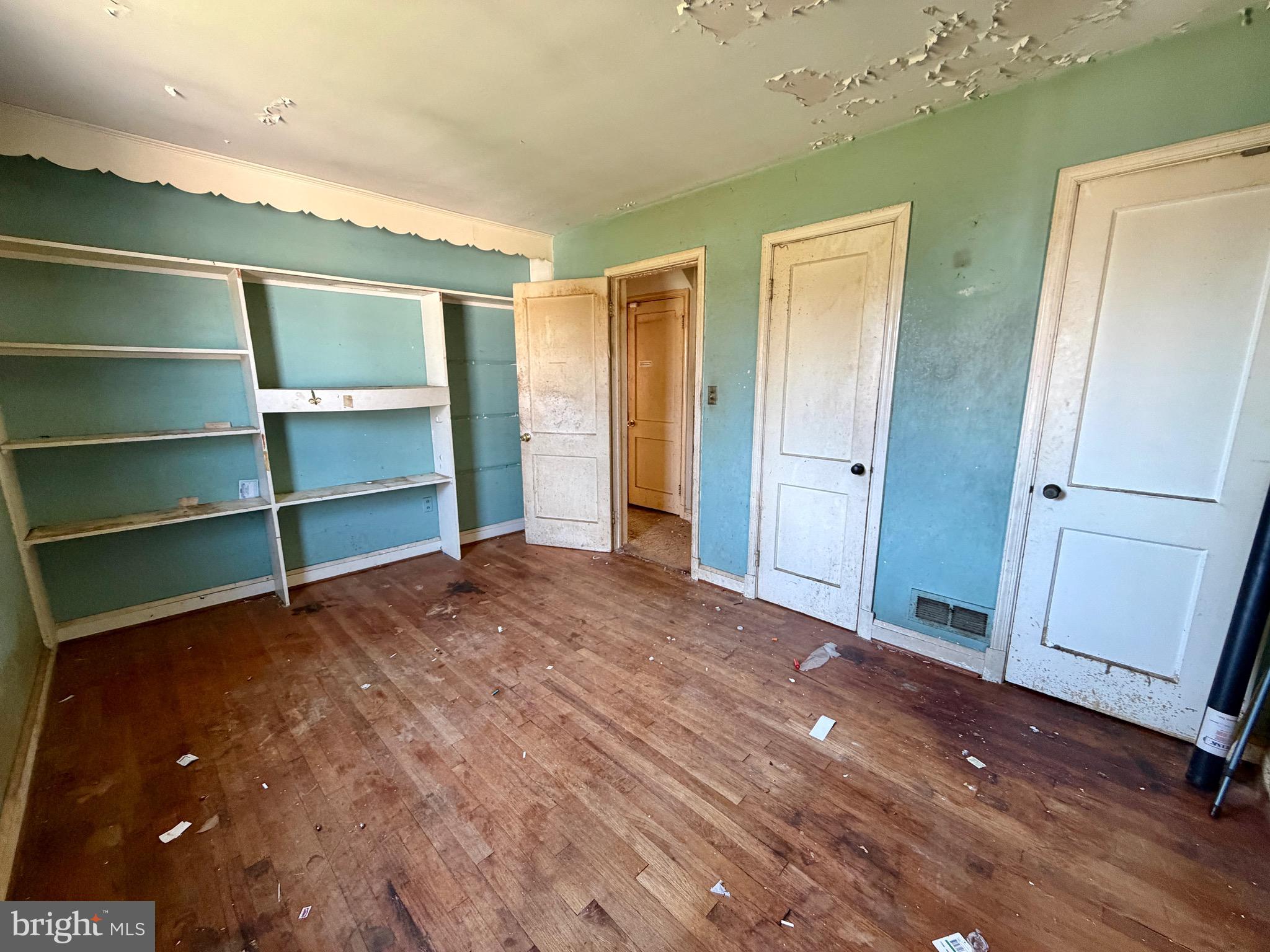 ROSEDALE - Residential