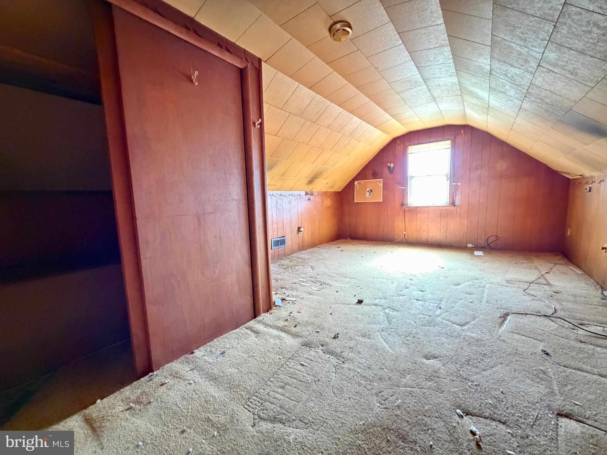 ROSEDALE - Residential