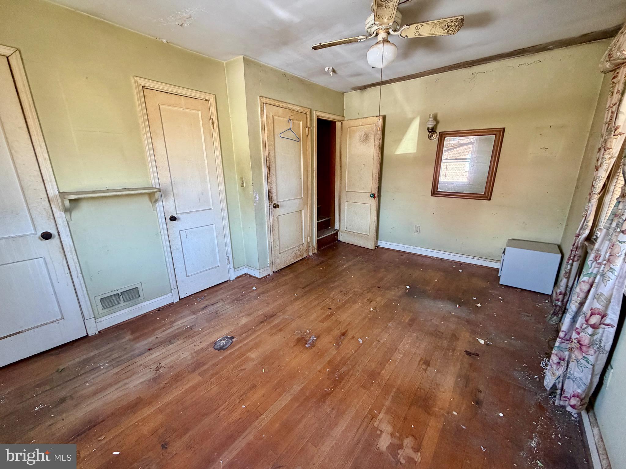 ROSEDALE - Residential