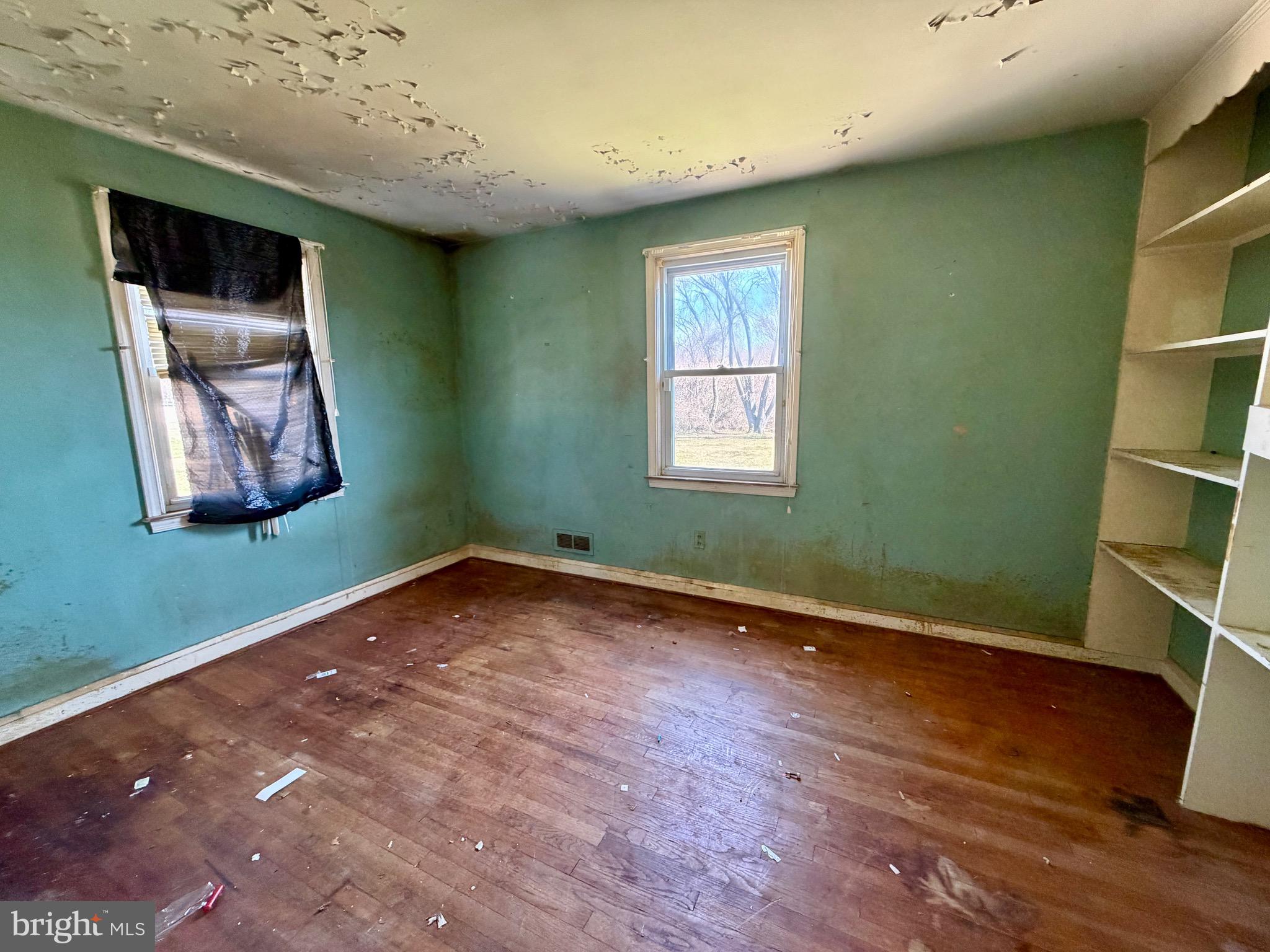 ROSEDALE - Residential