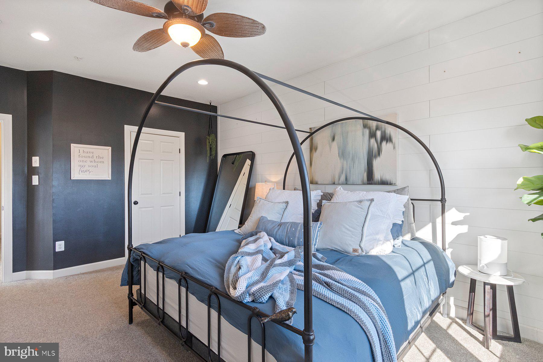 URBANA - Residential Lease