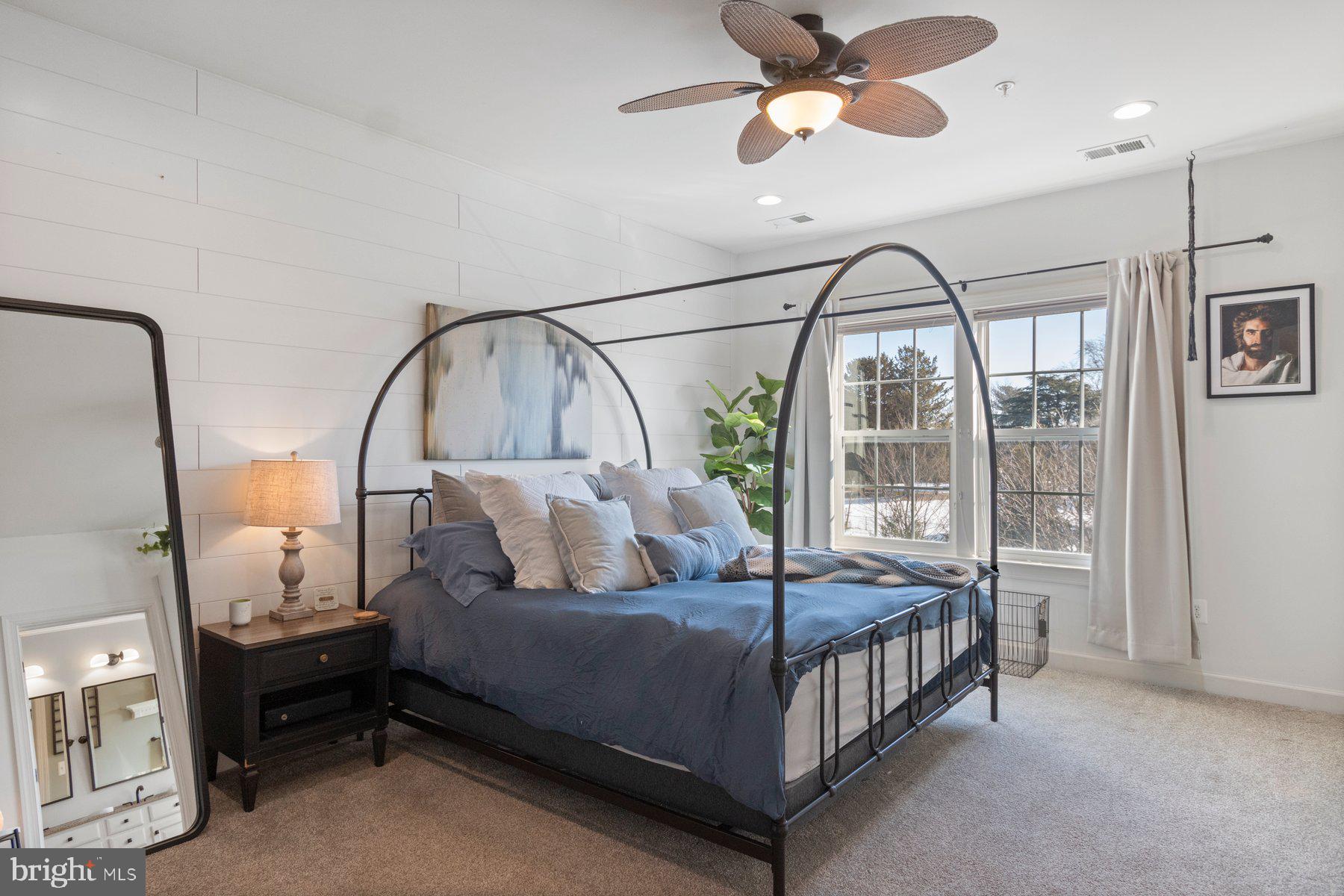 URBANA - Residential Lease