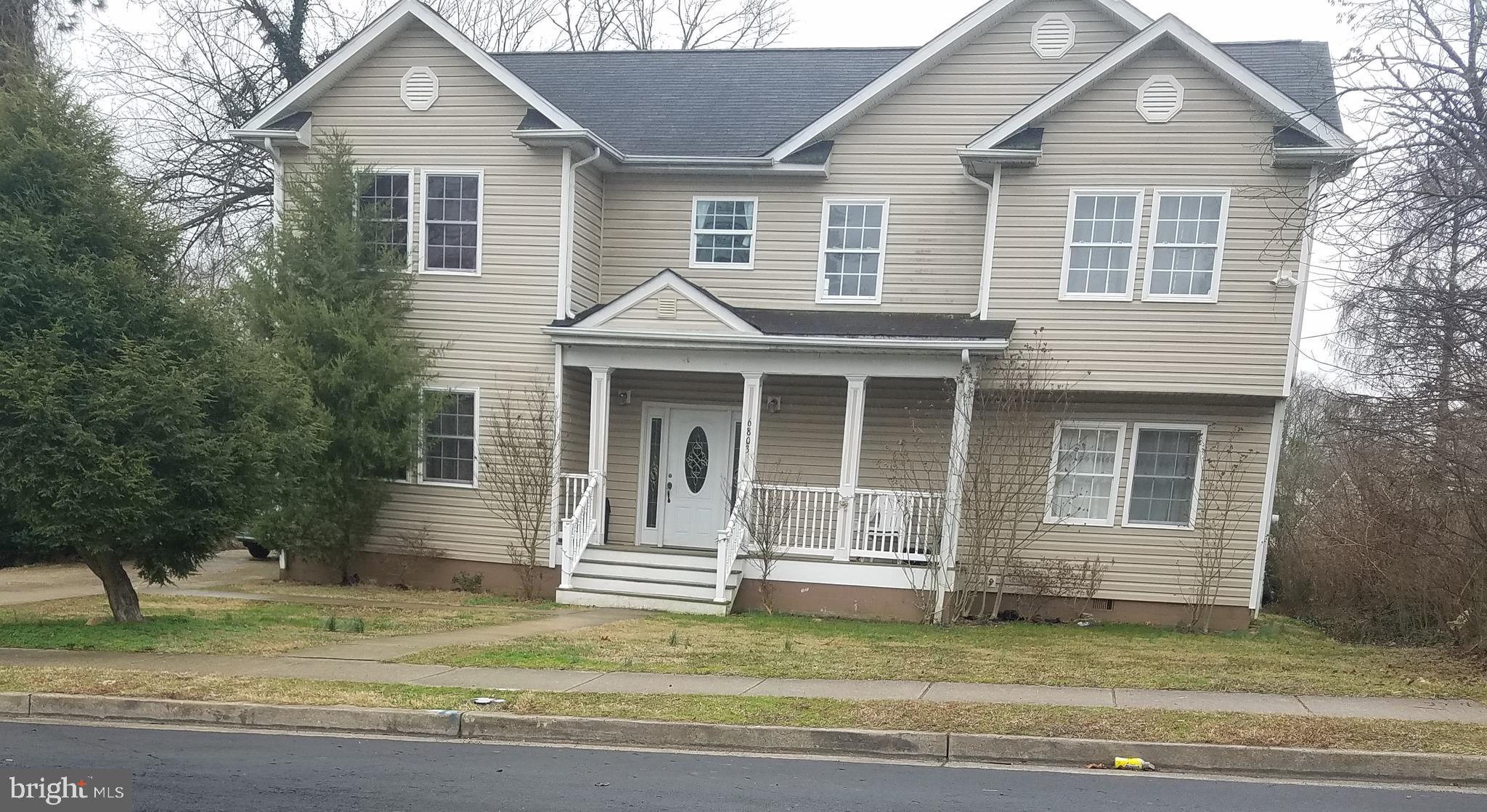 WEST LAWN - Residential