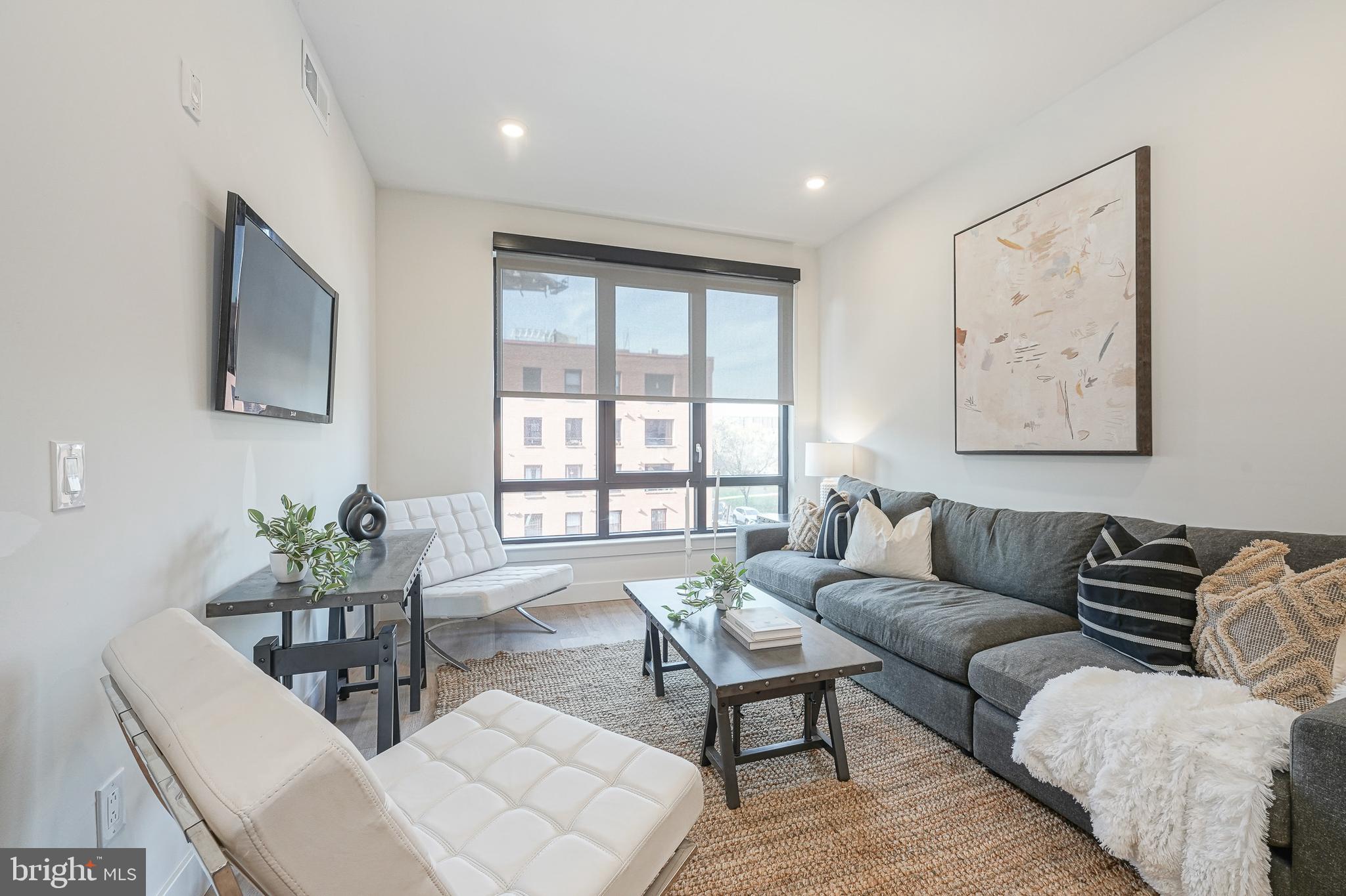 OLD CITY - Residential Lease