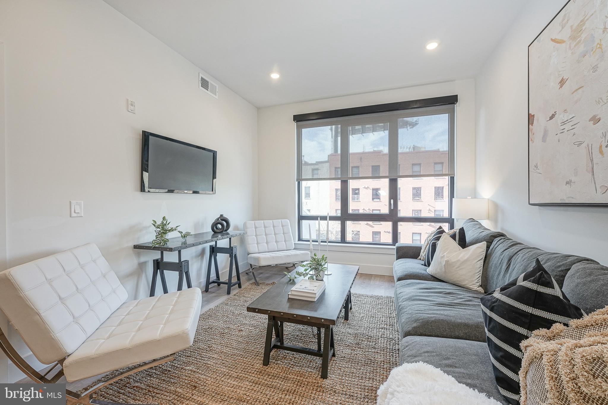 OLD CITY - Residential Lease