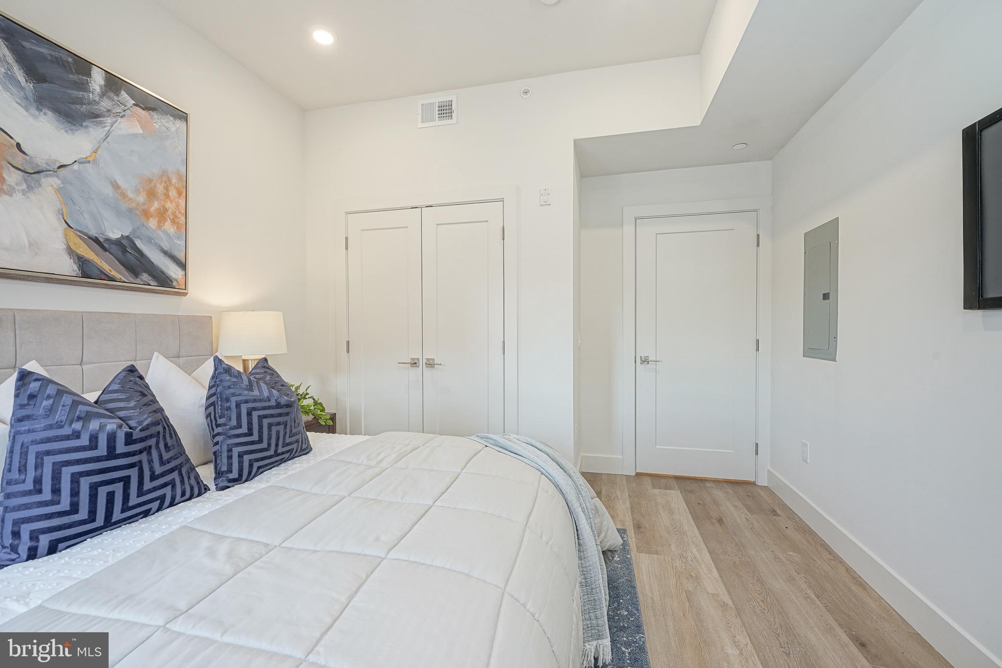 OLD CITY - Residential Lease