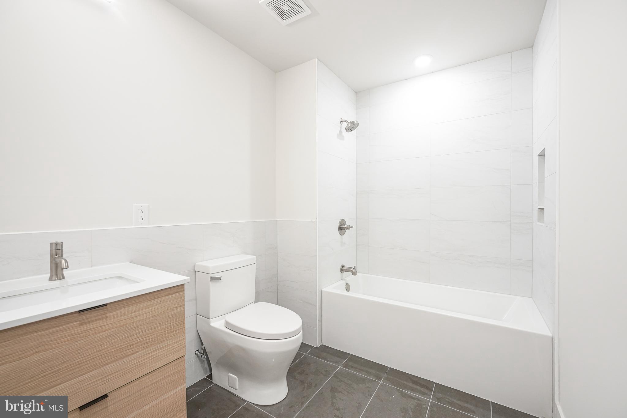 OLD CITY - Residential Lease