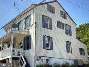 Townhouse For Sale - 22 S Church Street<br/> SPRING CITY, PA 19475