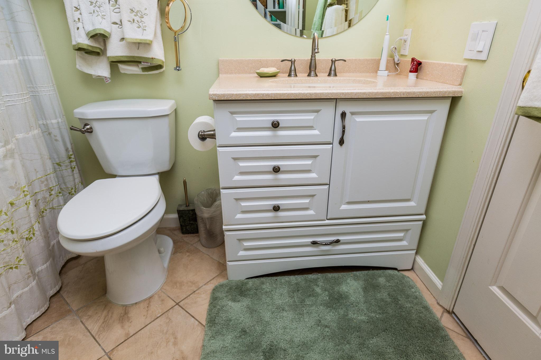 FOX CHAPEL AT TUDOR KNOLLS - Residential