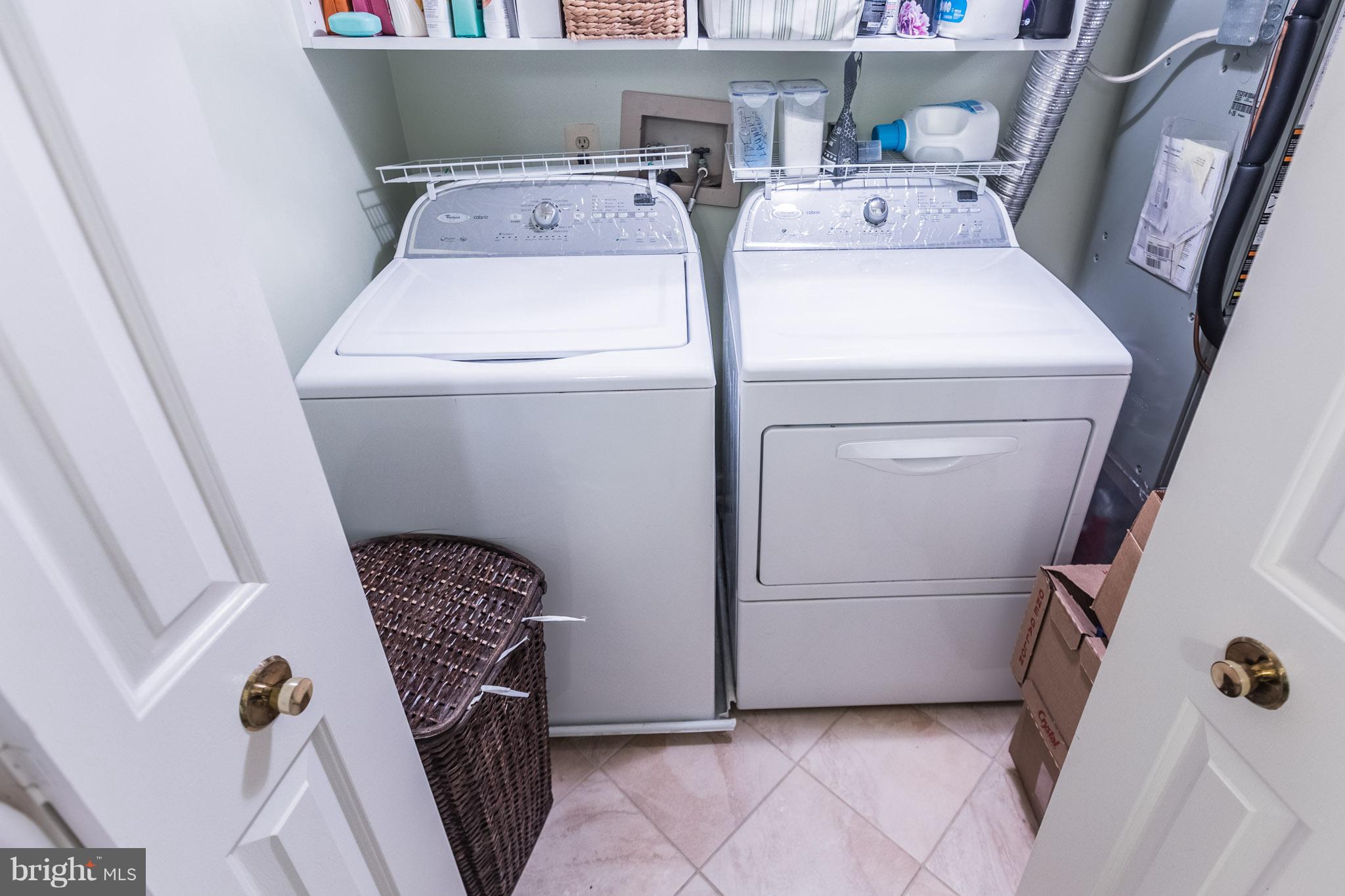 FOX CHAPEL AT TUDOR KNOLLS - Residential