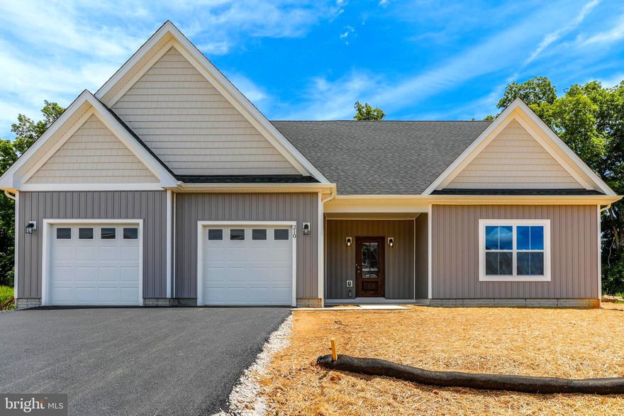 NOW ONLY $429,900.00!!! JUST REDUCED ANOTHER $10,000.00 (FOR A TOTAL $135,000.00 REDUCTION FROM THE ORIGINAL LIST PRICE). THE BUILDER WILL ALSO PAY UP TO $8,500 OF BUYER CLOSING COSTS OR FENCE THE BACK YARD AND PAY $3,500.00 OF BUYER CLOSING COSTS.!!! THIS IS BARE BONES PRICING AND SOMEONE IS GOING TO GET A FANTASTIC DEAL ON THIS BEAUTIFUL HOME!!   HOME IS COMPLETE AND READY FOR IMMEDIATE OCCUPANCY.  LOCATED IN AN UPSCALE NEIGHBORHOOD ON A 0.46 ACRE PREMIUM LOT BACKING TO TREES AND PRIVATE ACREAGE. Open floor plan three bedroom 2 bath rancher with two car garage. Features include: Large Great Room / Kitchen with stainless steel appliances, granite counters and island /  Master Suite with walk in closet / Master Bath with Separate Tub and Ceramic Shower.