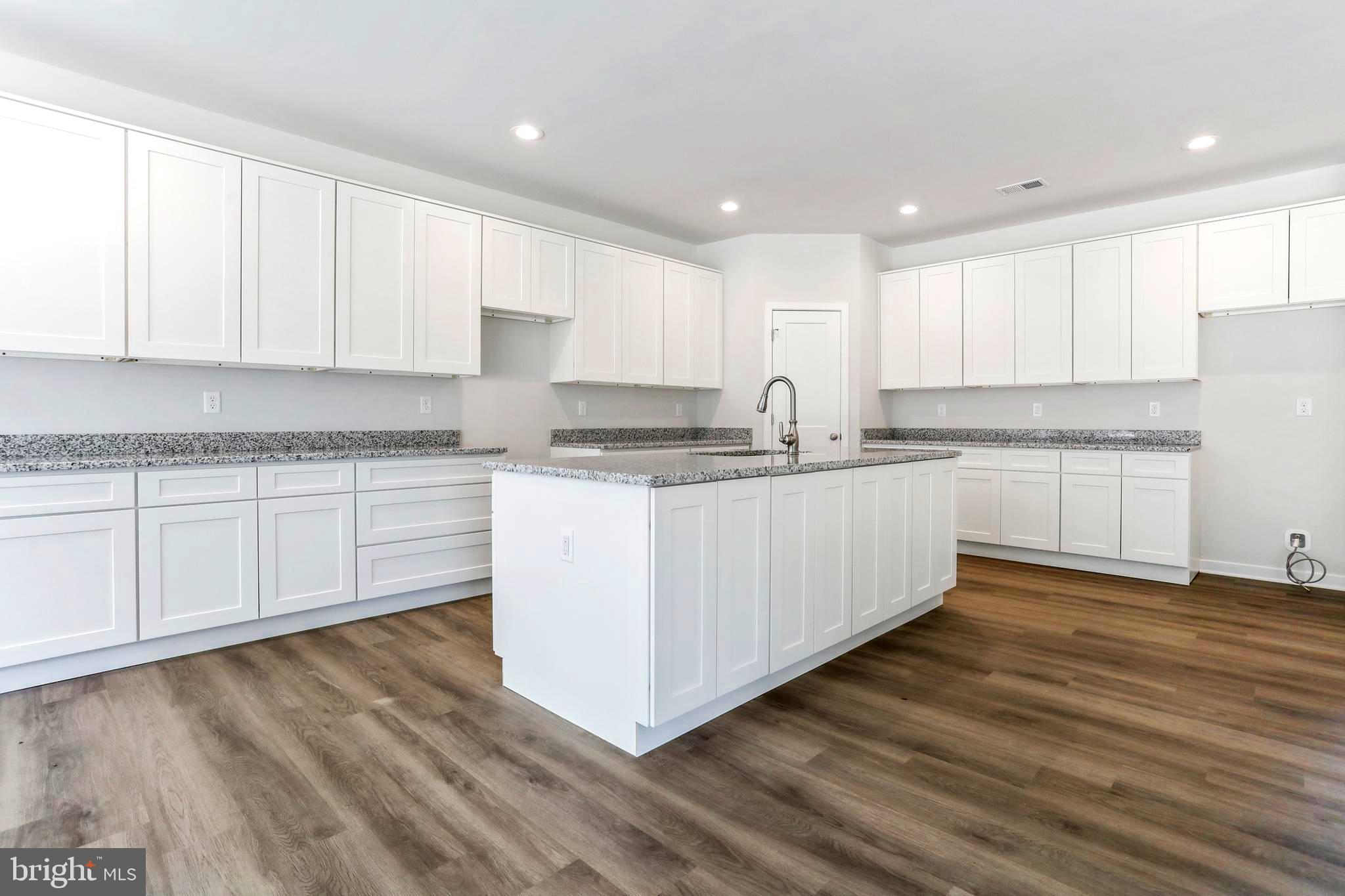 QUAIL RIDGE - Residential