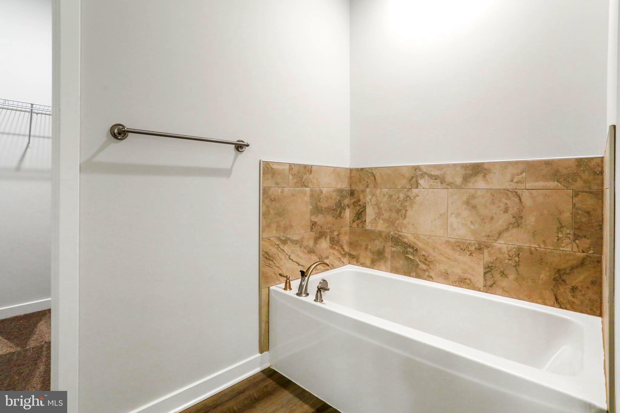 QUAIL RIDGE - Residential