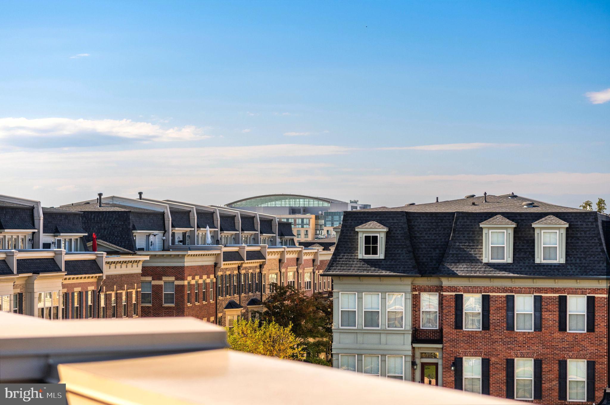 POTOMAC OVERLOOK - Residential