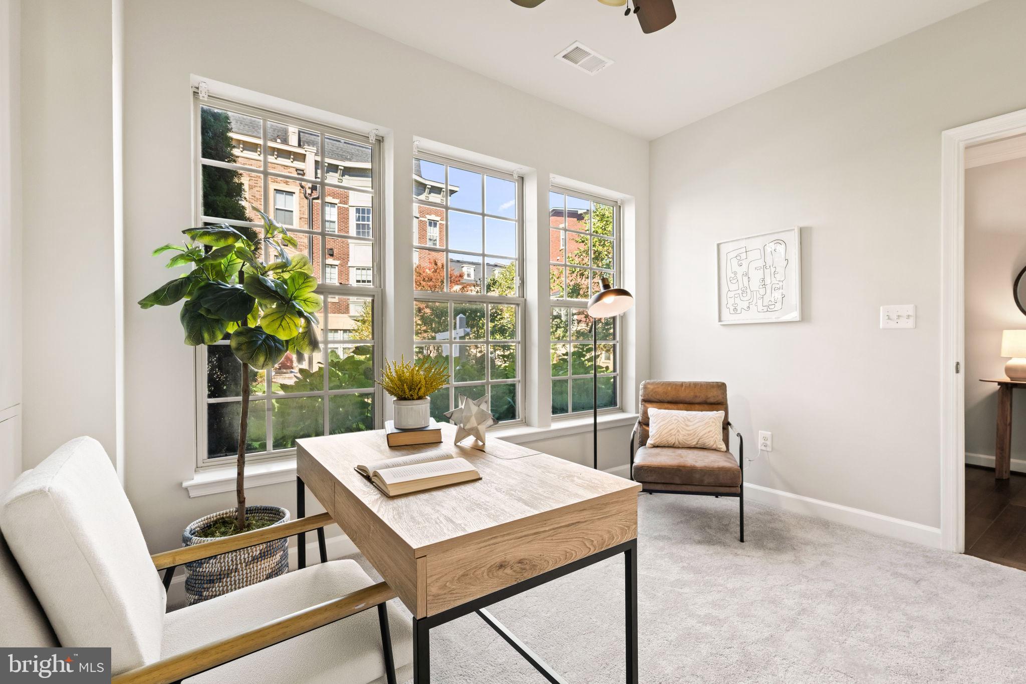 POTOMAC OVERLOOK - Residential