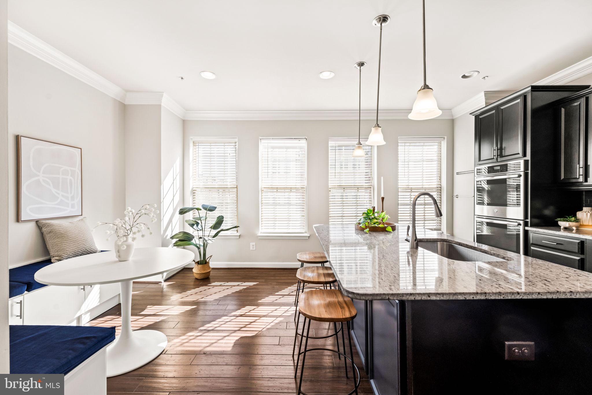 POTOMAC OVERLOOK - Residential