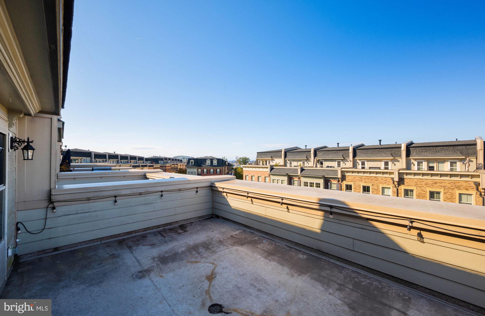 POTOMAC OVERLOOK - Residential