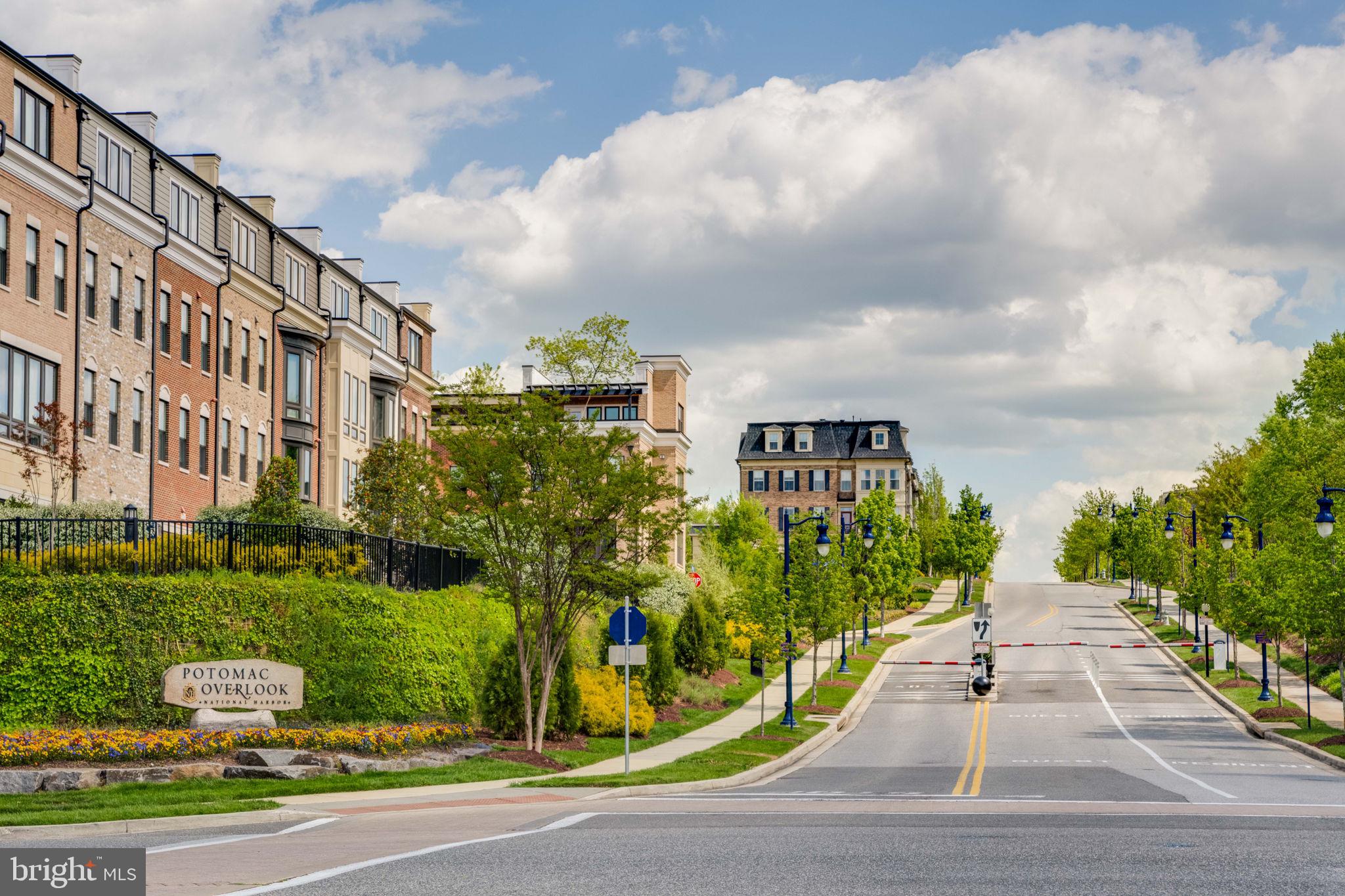 POTOMAC OVERLOOK - Residential