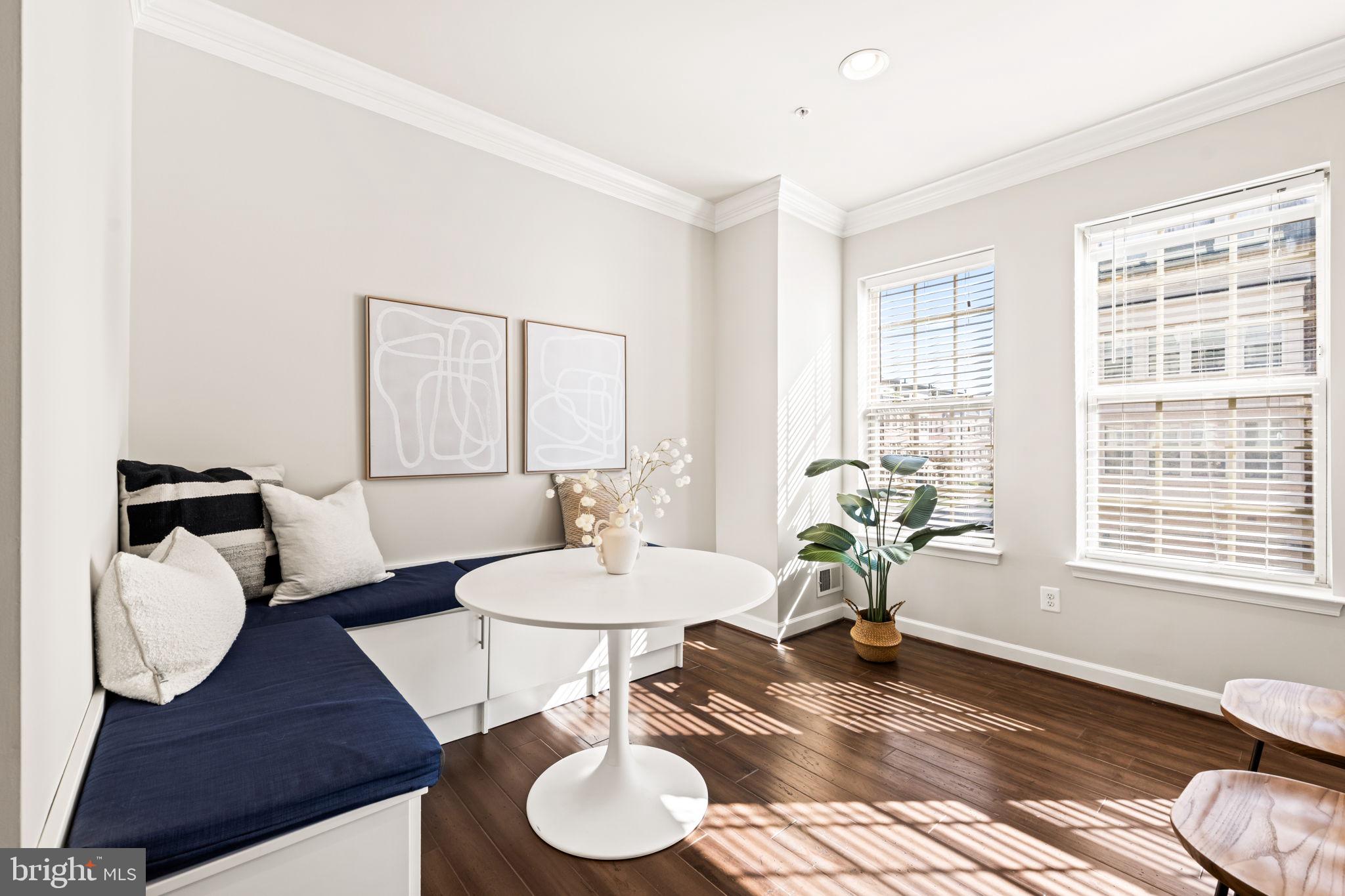 POTOMAC OVERLOOK - Residential