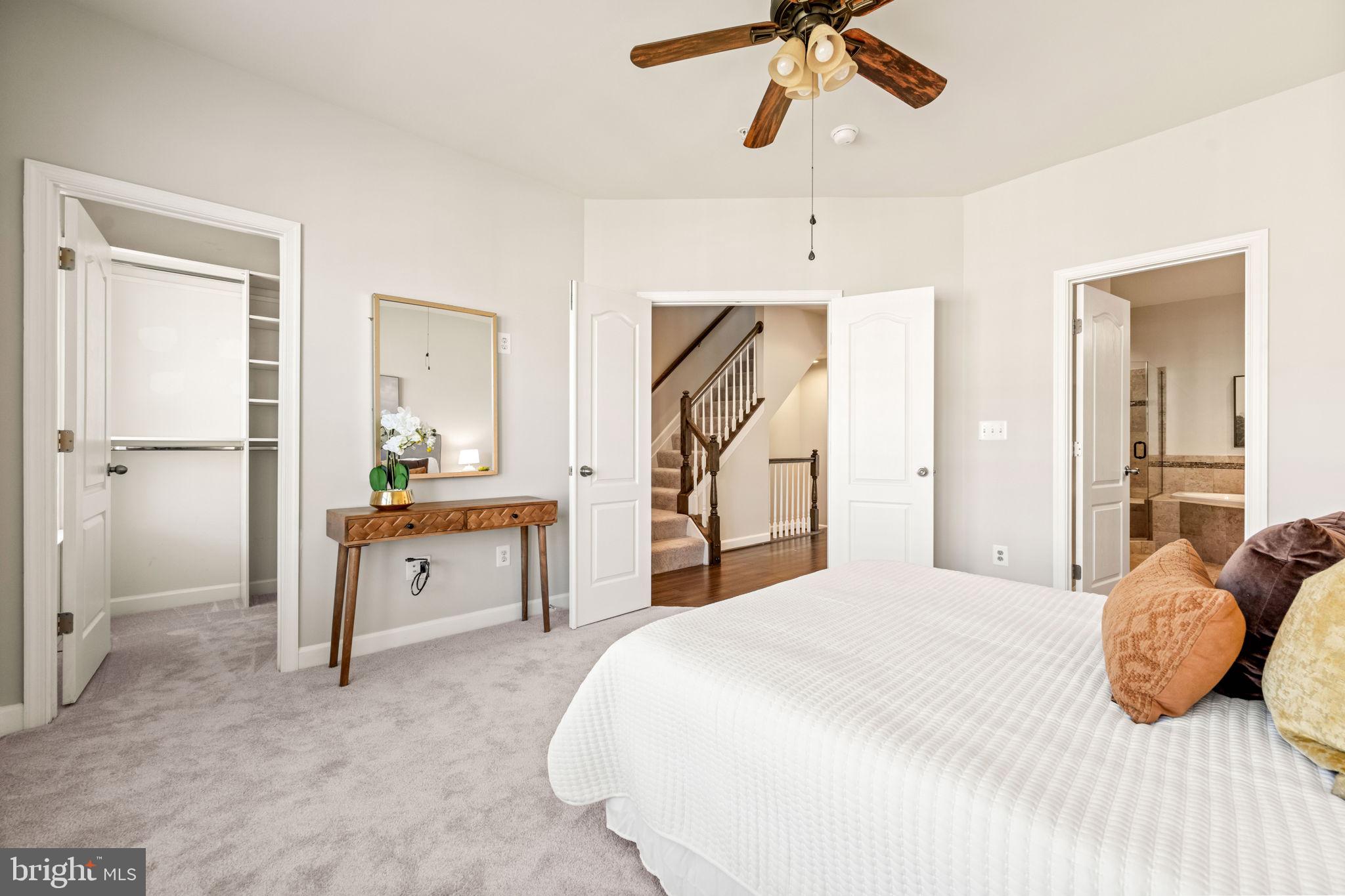 POTOMAC OVERLOOK - Residential