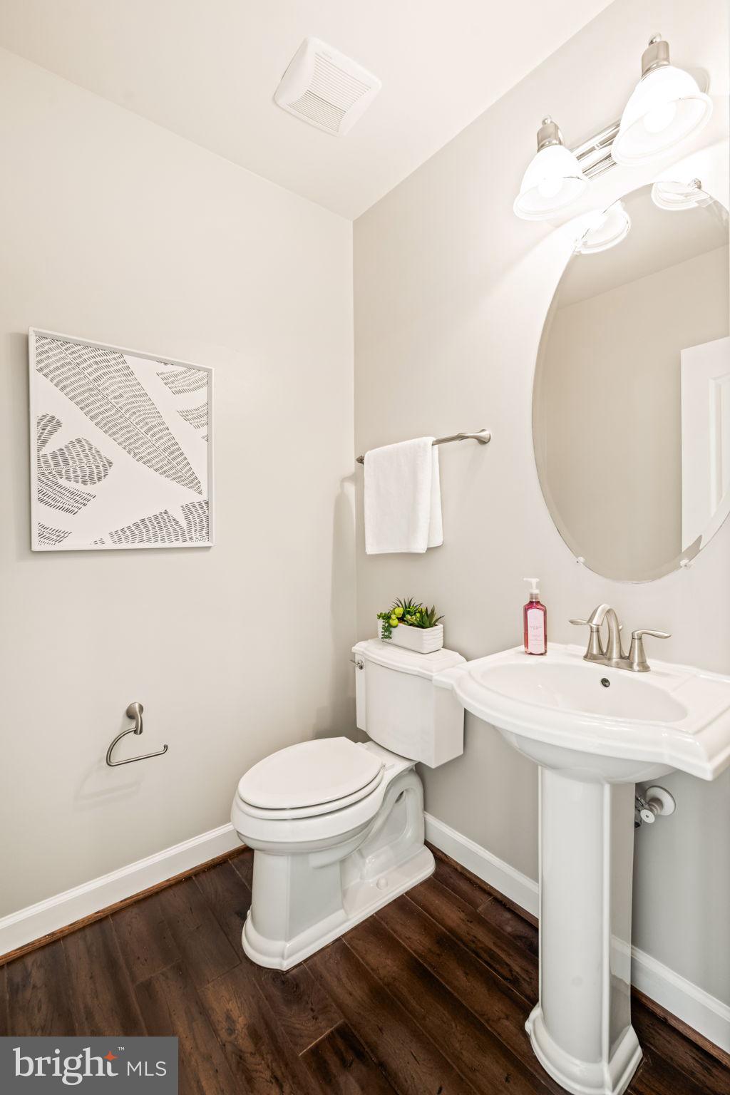 POTOMAC OVERLOOK - Residential