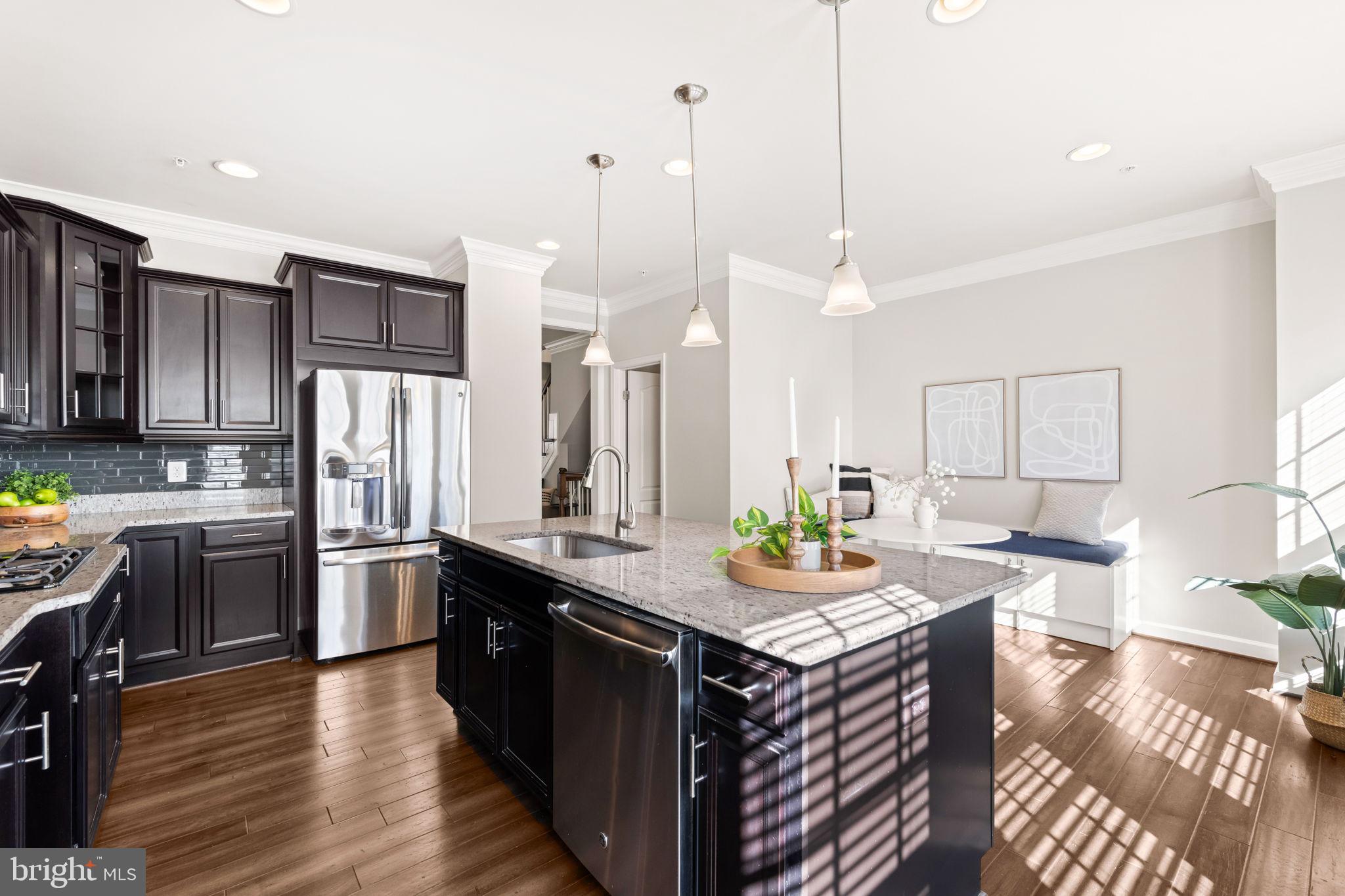 POTOMAC OVERLOOK - Residential