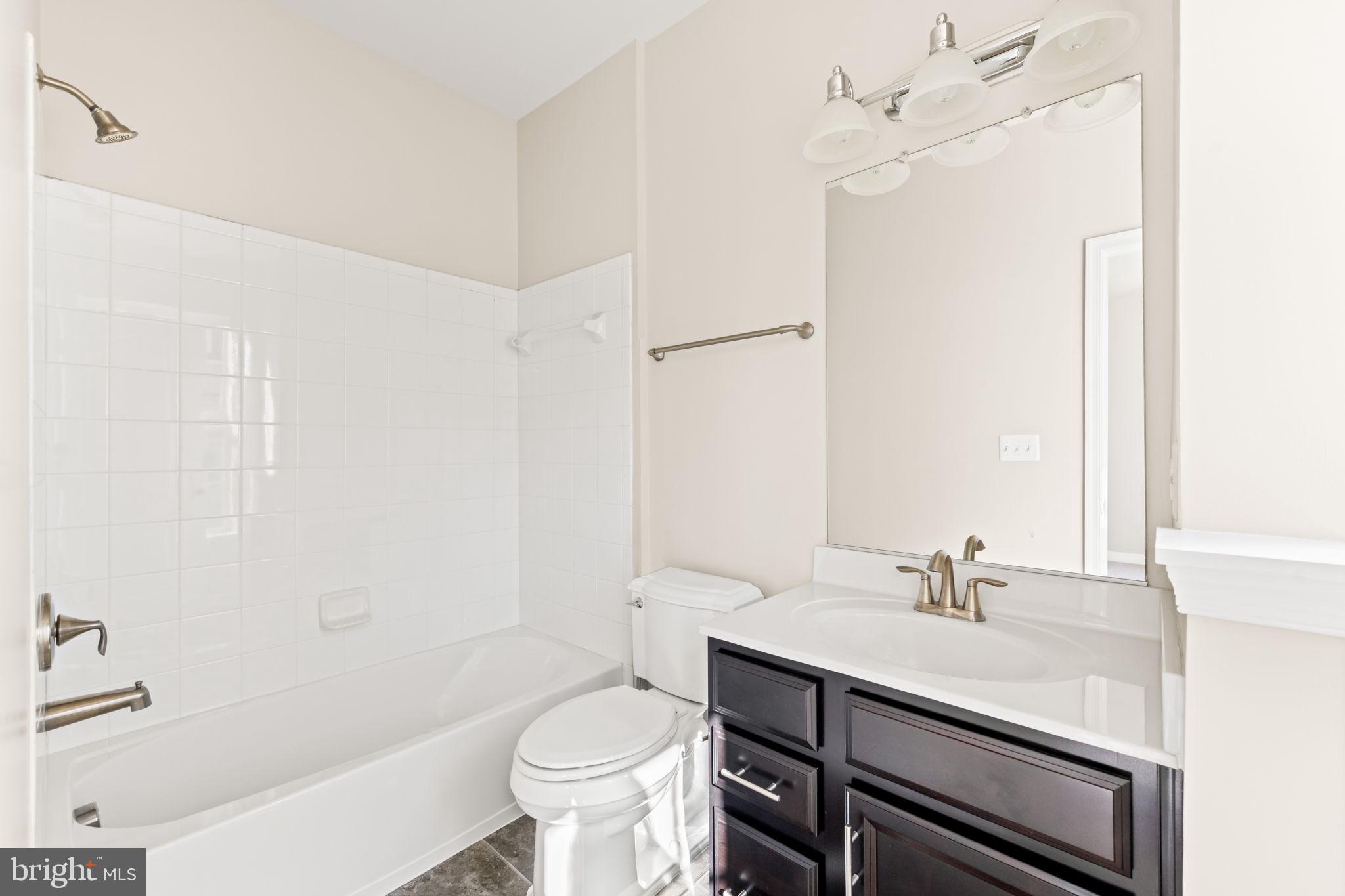 POTOMAC OVERLOOK - Residential