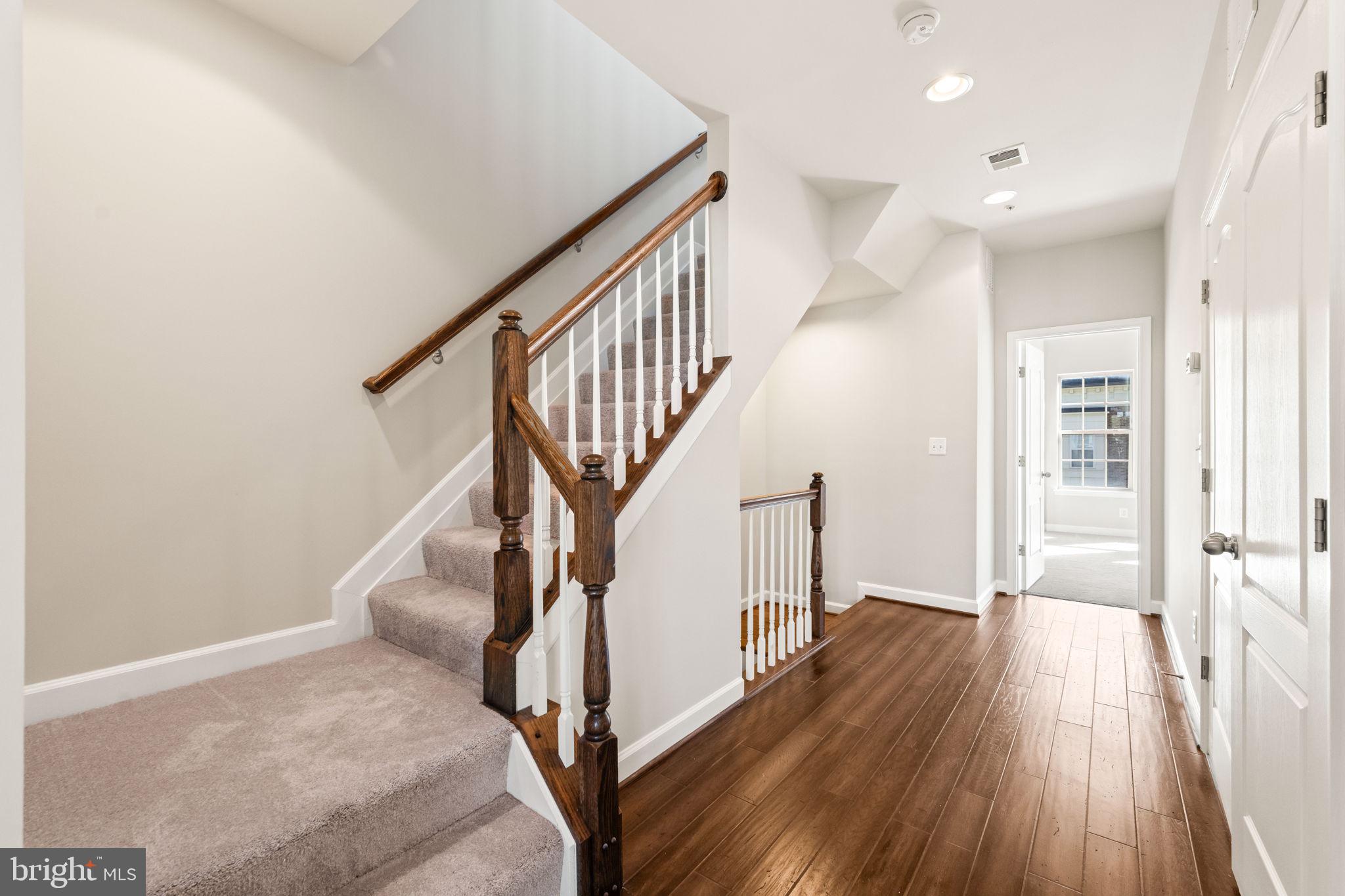 POTOMAC OVERLOOK - Residential