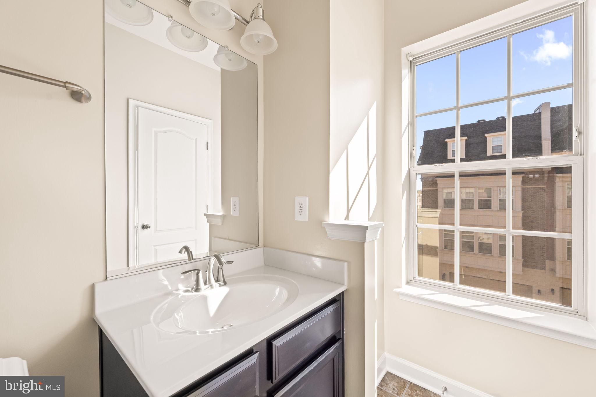 POTOMAC OVERLOOK - Residential