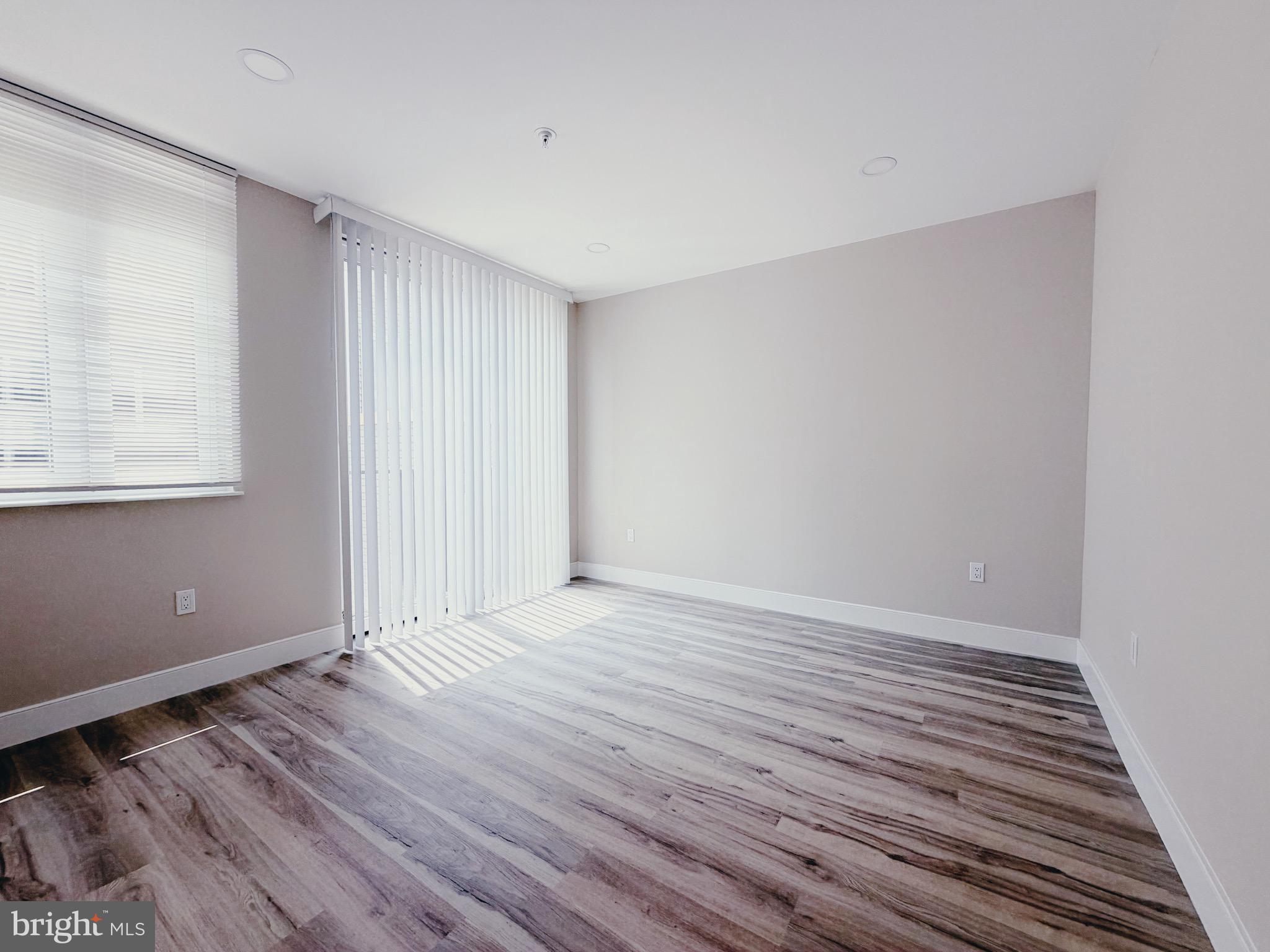 2720 W THOMPSON STREET UNIT C