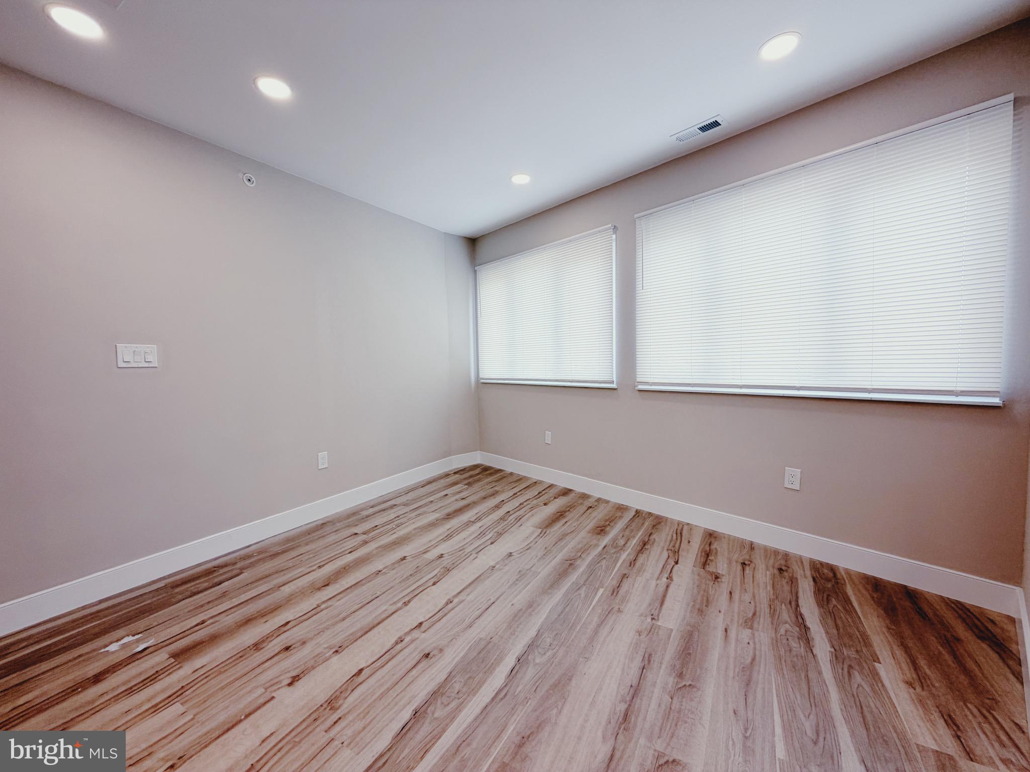 2720 W THOMPSON STREET UNIT C