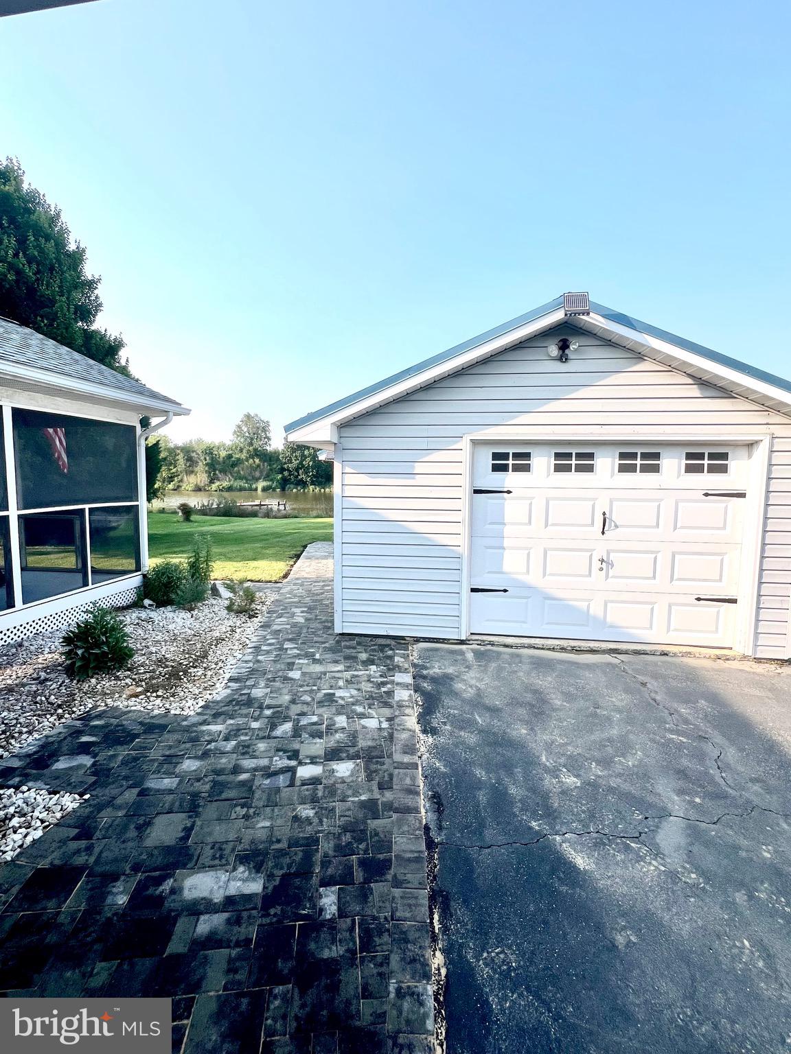 WHITE NECK CREEK - Residential