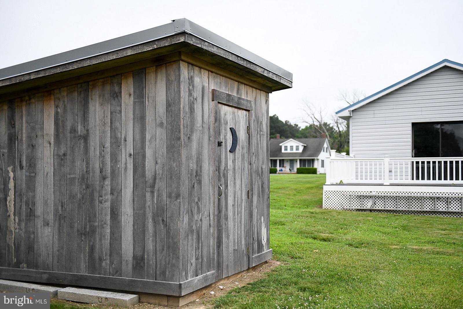 WHITE NECK CREEK - Residential