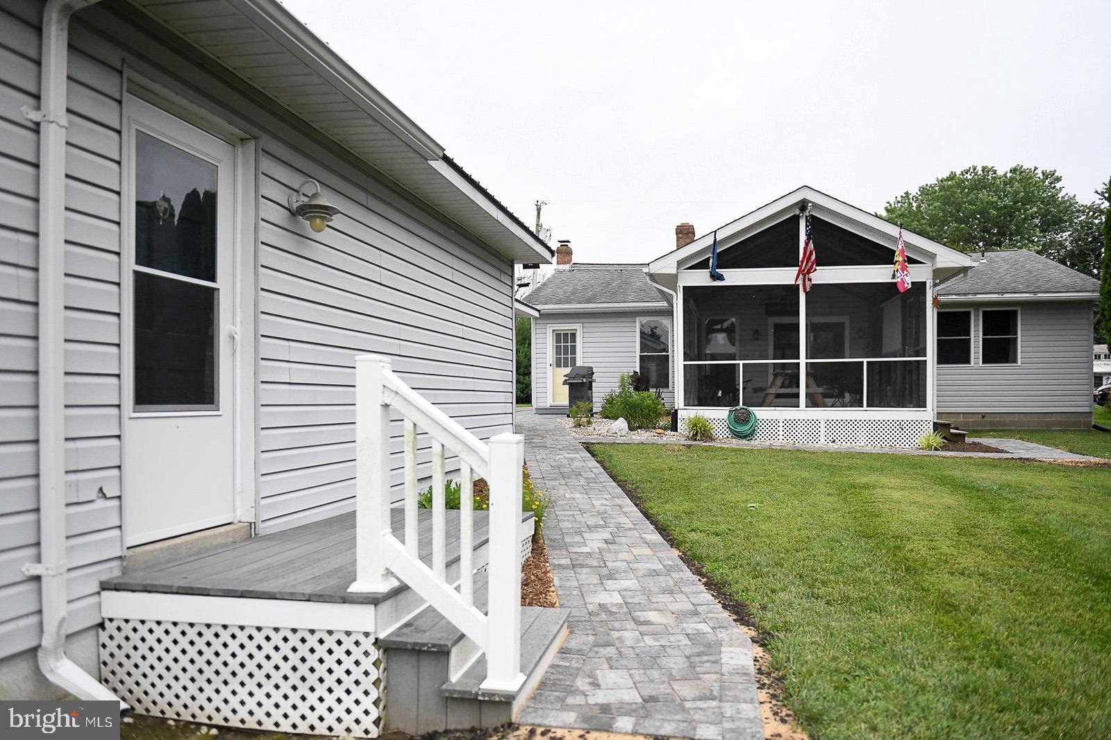 WHITE NECK CREEK - Residential