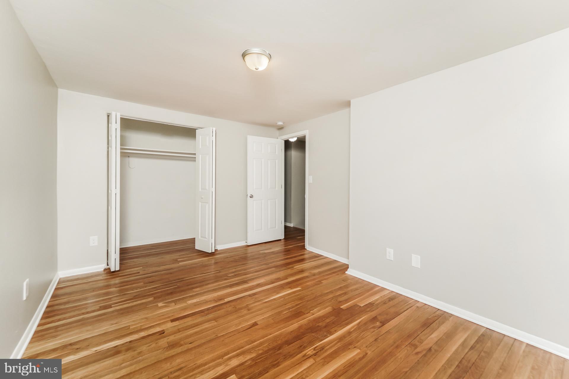 HOLLAND HILL - Residential