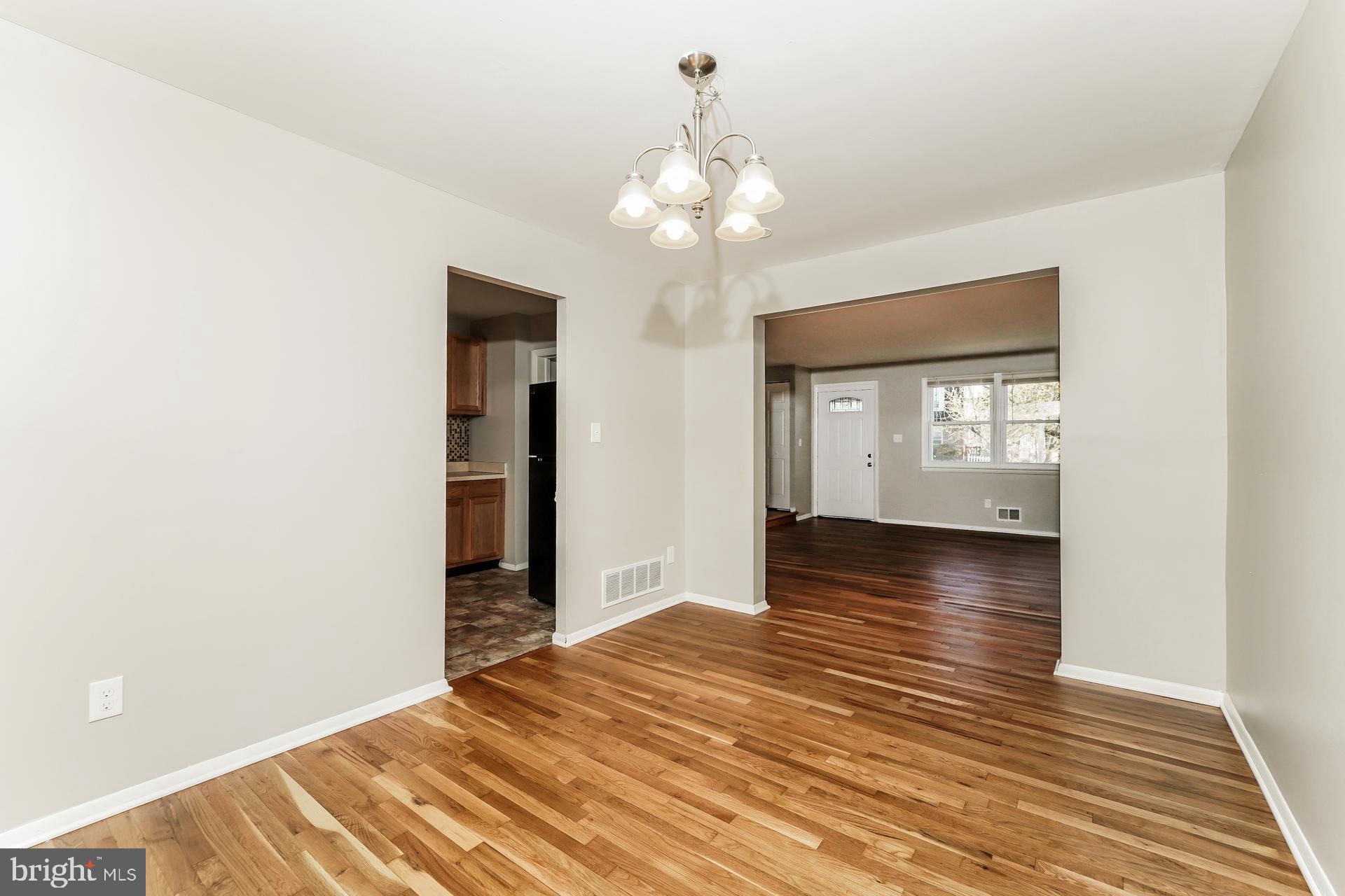 HOLLAND HILL - Residential