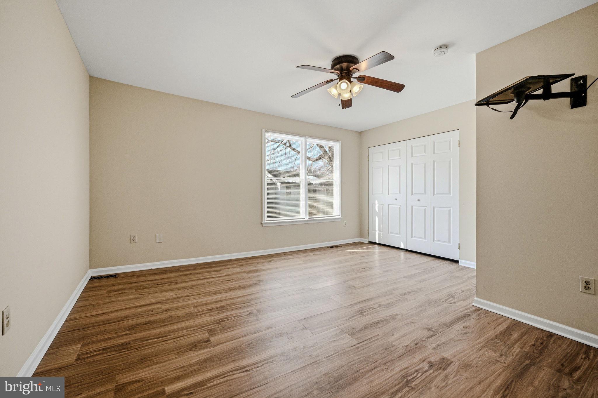 GLENDALE II - Residential