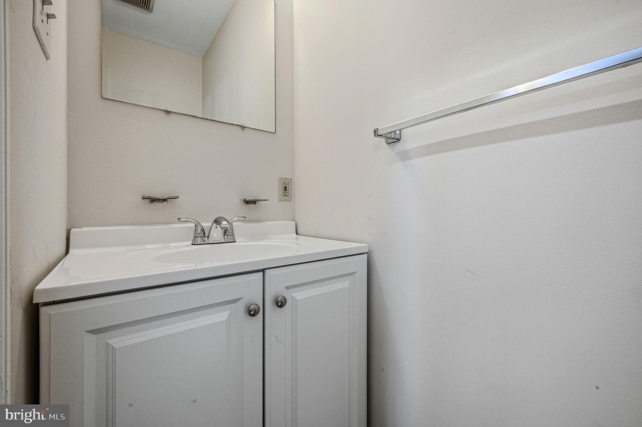 GLENDALE II - Residential