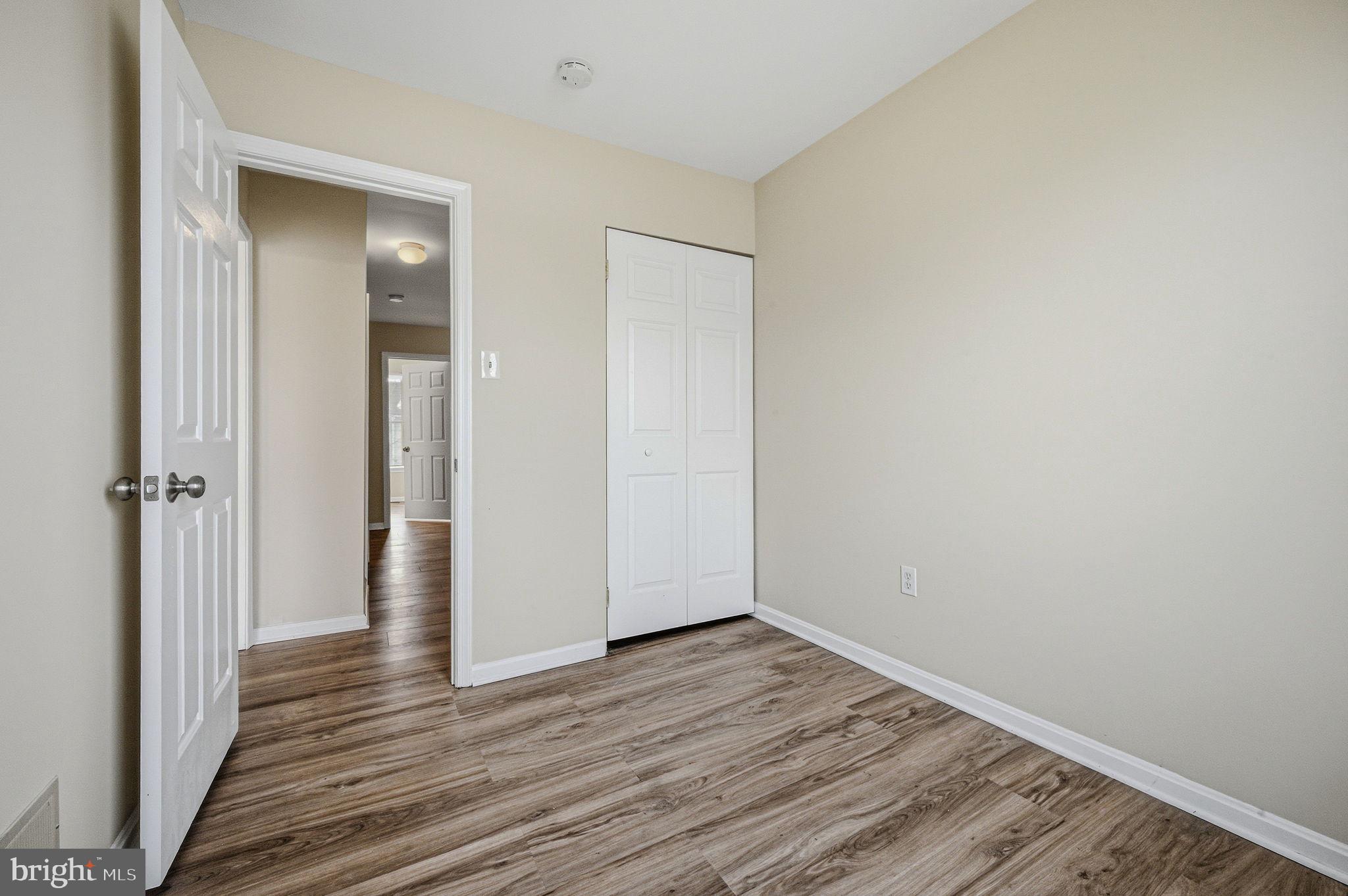 GLENDALE II - Residential