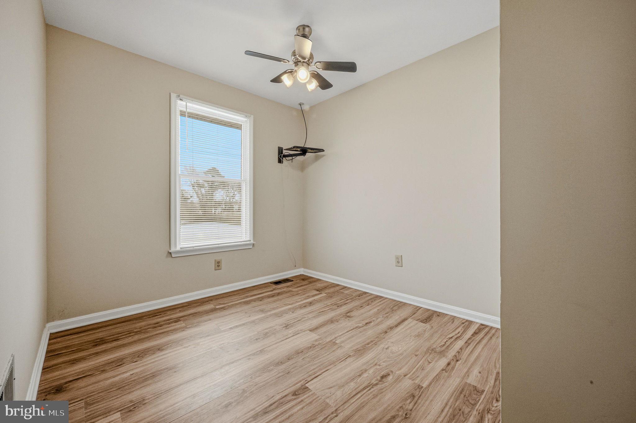 GLENDALE II - Residential