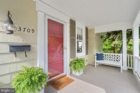 3709 Shepherd Street, Chevy Chase, MD 20815 - MLS#: MDMC2180358